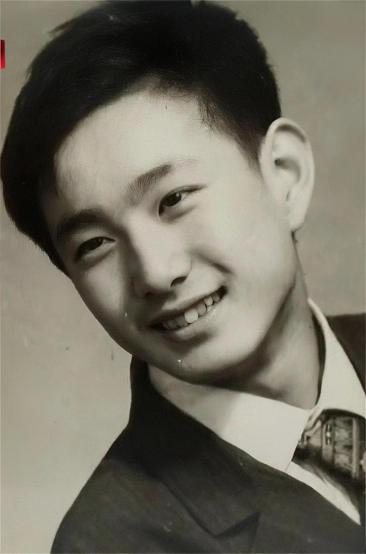 老戏骨姚刚:年过半百无儿无女,52岁婚姻成困扰,没成家就老了