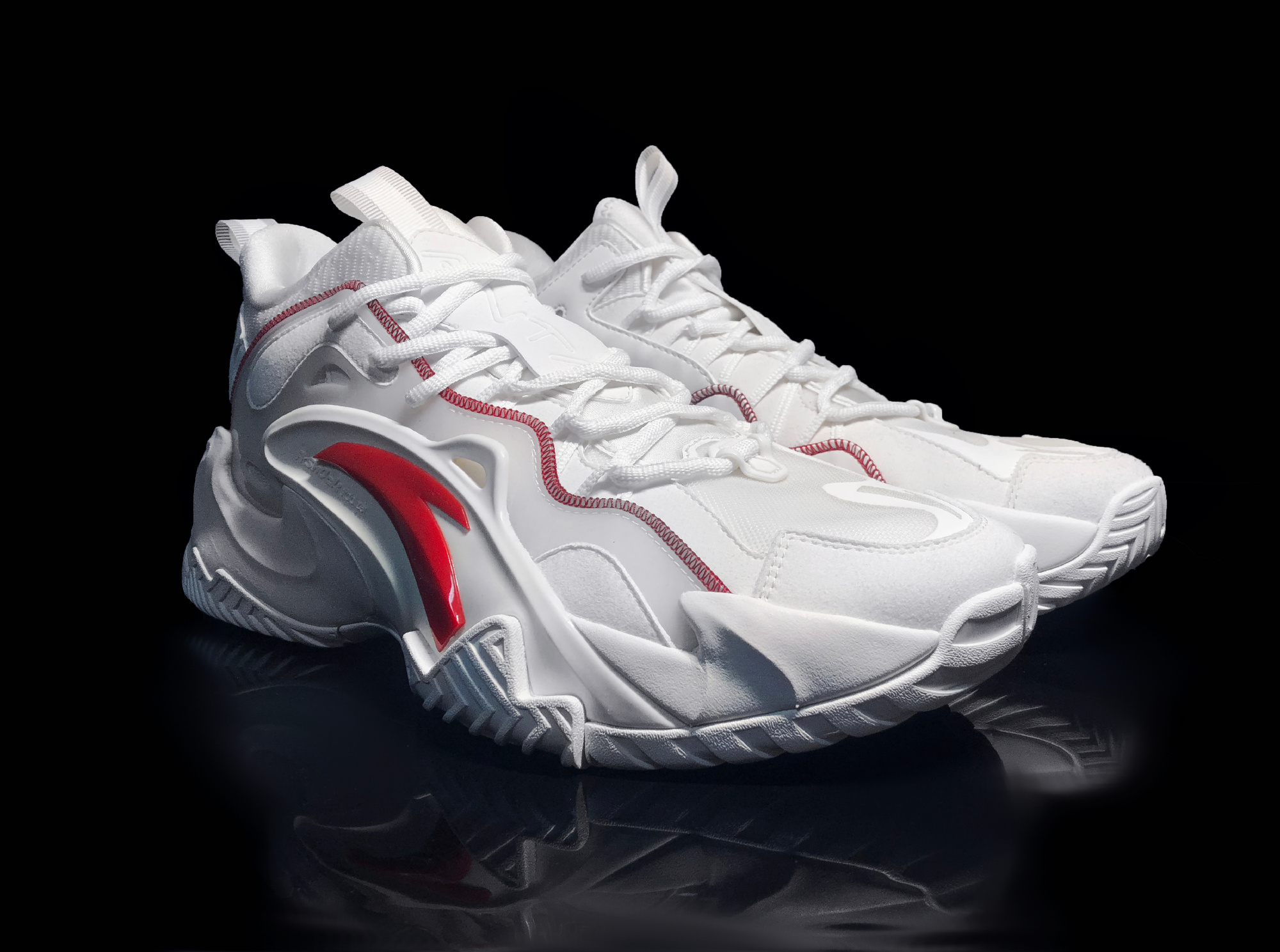 安踏星域2好帅,匹克为吴磊打造专属款,ag2新配色曝光)