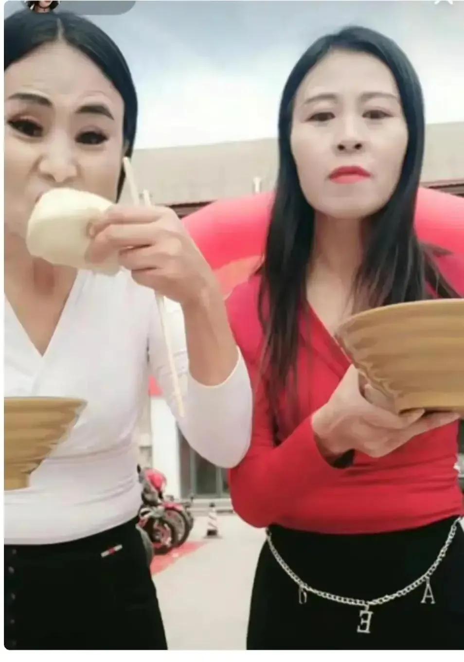 ֣���������쵽����Բ�ȣ���Ӱ����������Ƕ��Լ�������