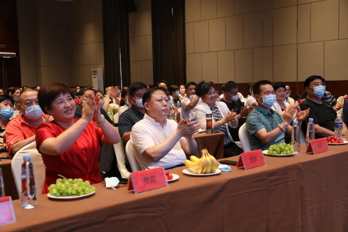 中慈集团主席赵春山莅临濮阳新品推介会