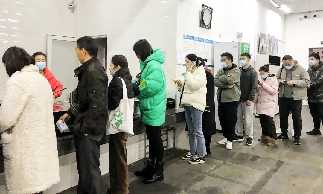 成都市双流区棠湖小学：积极接种新冠疫苗 构建校园防疫之城