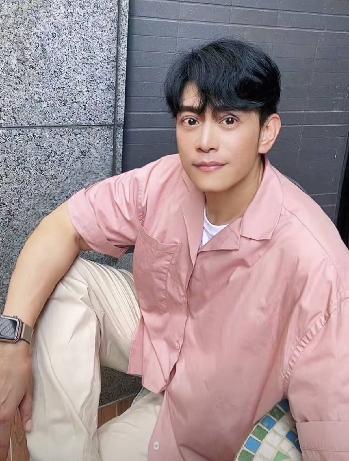 前亚视小生近况曝光！曾做肠穿孔手术休养4年，去年公开讨工作