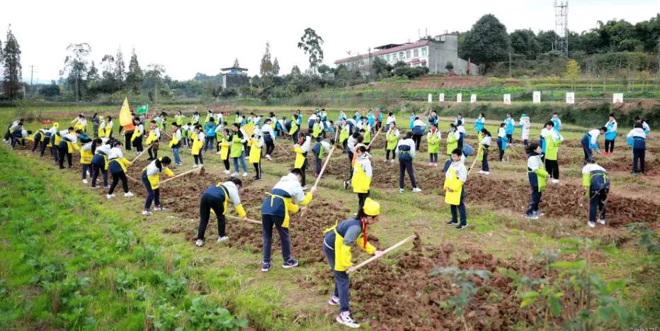 彭州市博骏学校2022年小学、初中部招生简章
