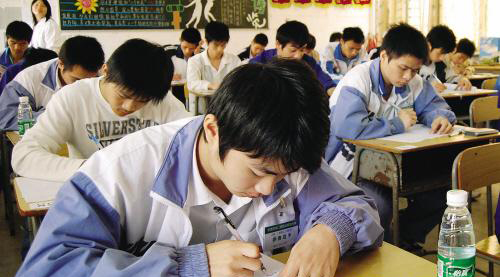 中考失利被分流到职校，学生照样拥有升学可能，家长们可以放心了