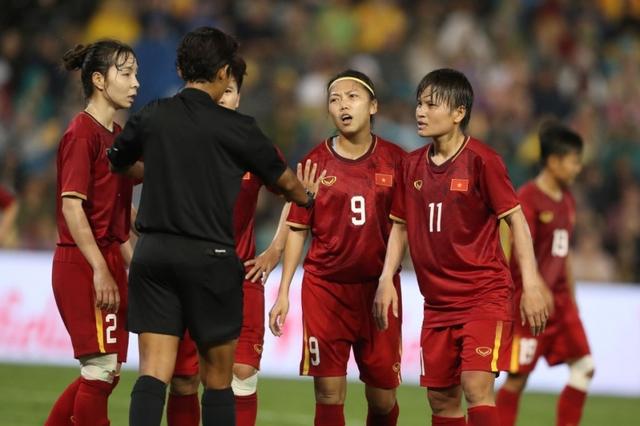 女足亚洲杯淘汰赛解析：玫瑰期待重开日 韩澳强强对决