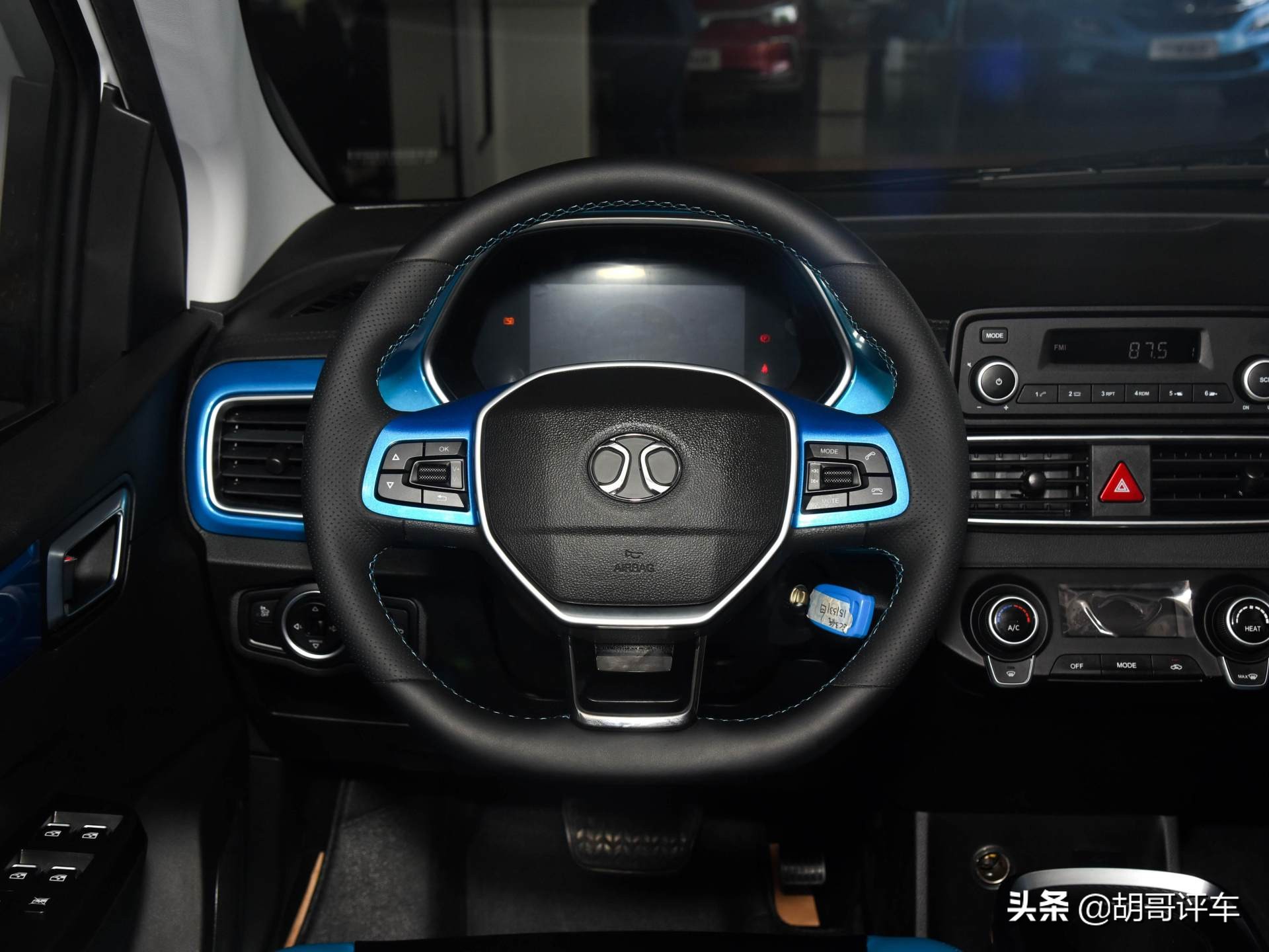 务实型代步车，用车成本低，买菜接娃都好用，实拍北汽新能源EC3