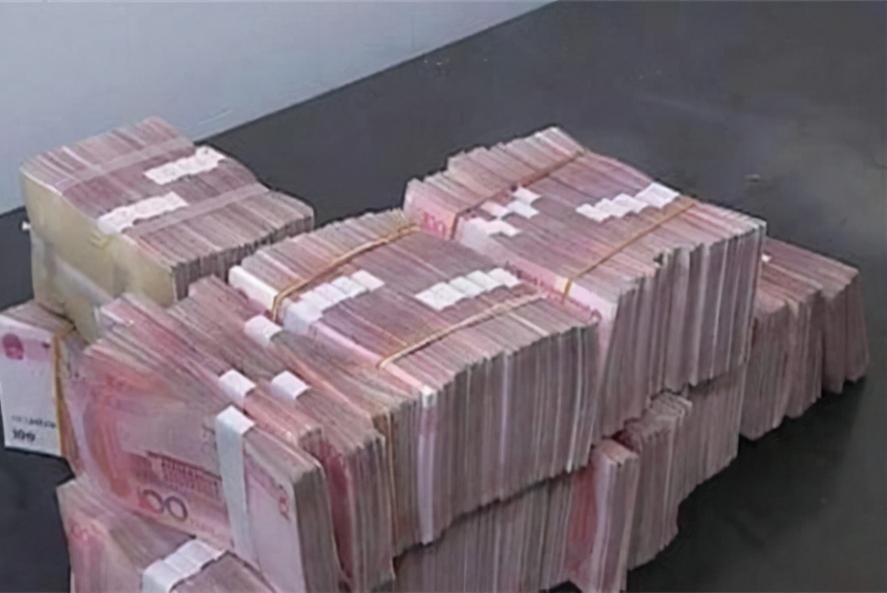 是那些资产达到600万以上的500万户家庭,能拿出去100万现金的都非常少