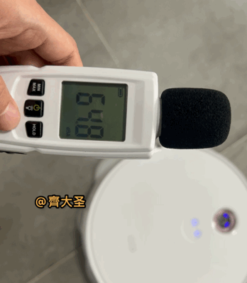 拖地哪家强？四款热销扫拖机器人实测（石头/云鲸/360/科沃斯）