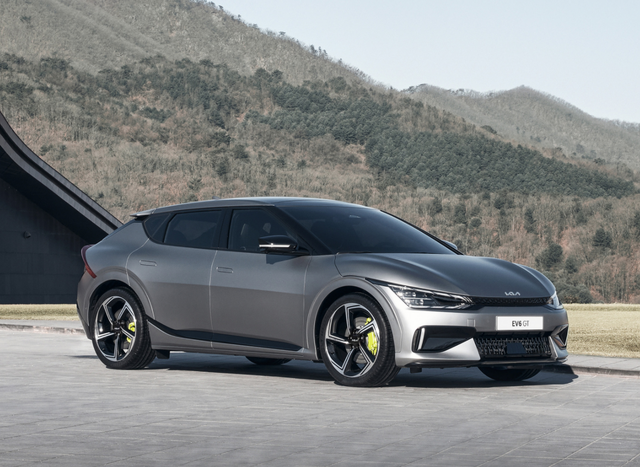 2022值得期待的8款新能源汽车，传统车企发力，特斯拉面临挑战