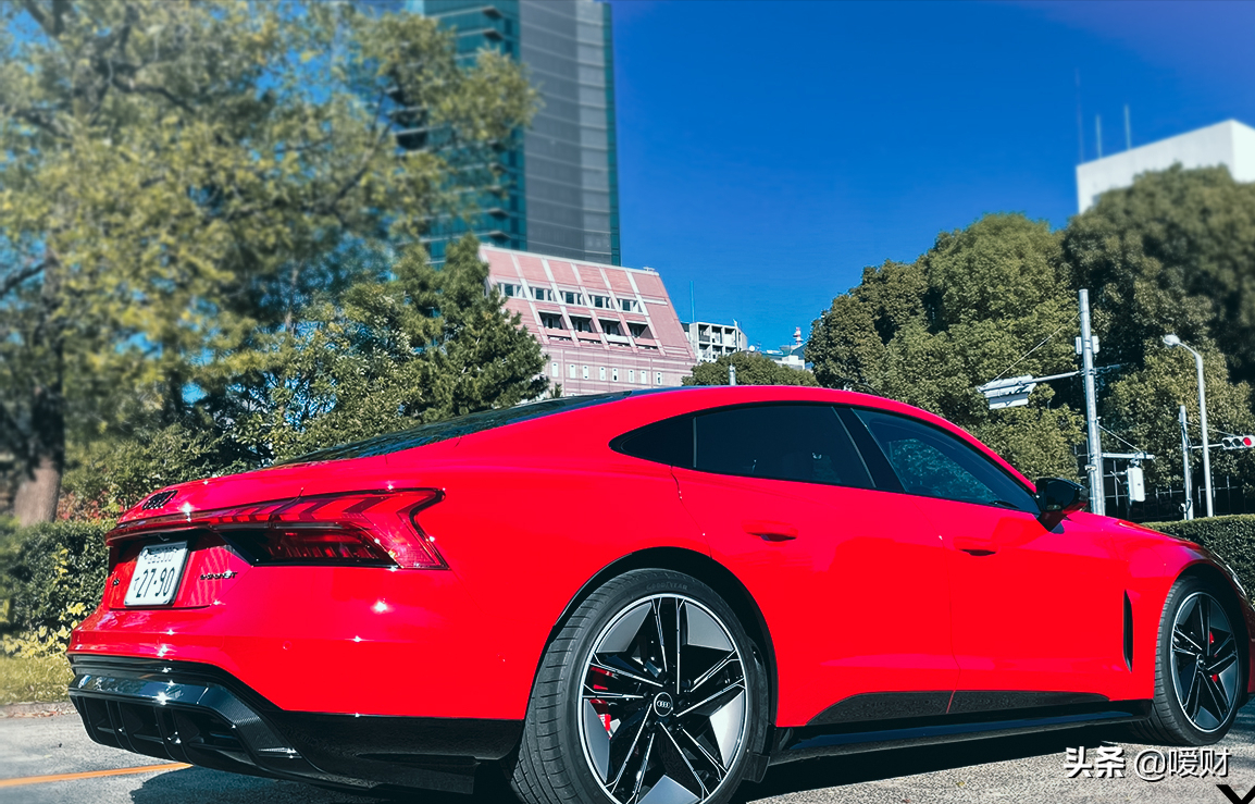 2022年奥迪电动车 e-tron gt评测