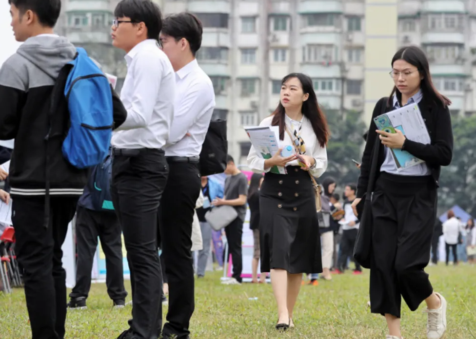 大学生毕业要注意的3个手续，关系到未来考公，也关系到应届身份