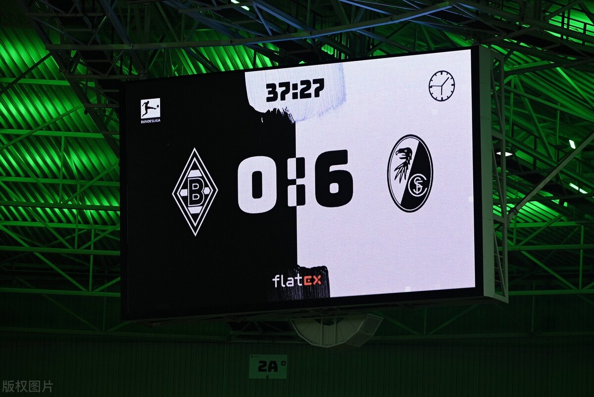 德甲什么地方直播（《足球部落》直播德甲！著名主持人张旸解说 本周两场进球大战来了）