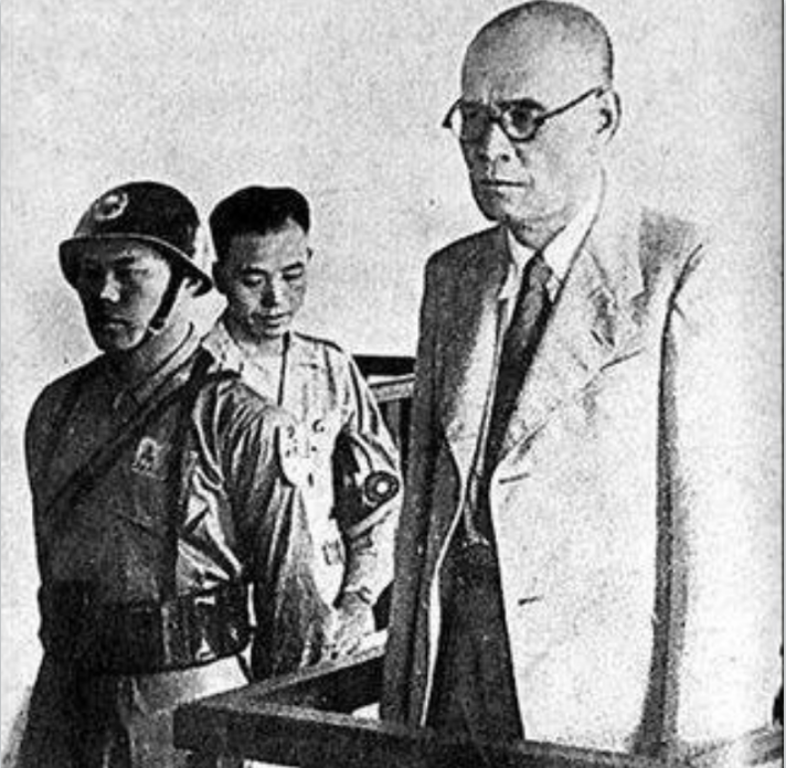 上海律师江一平，曾为冈村宁次作无罪辩护，晚年家破人亡无人照顾