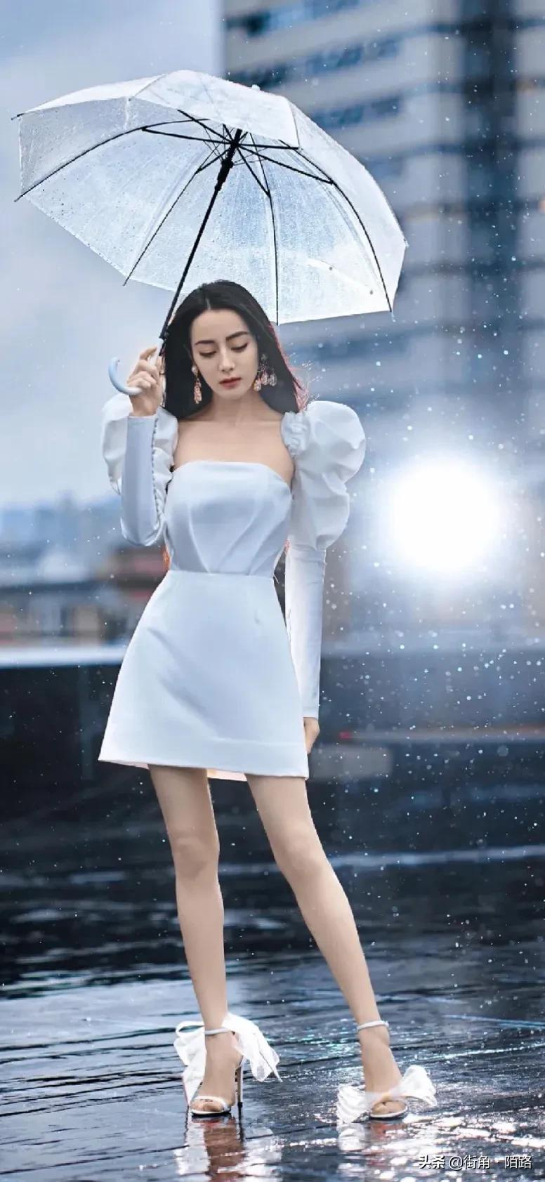 《迪丽热巴》壁纸