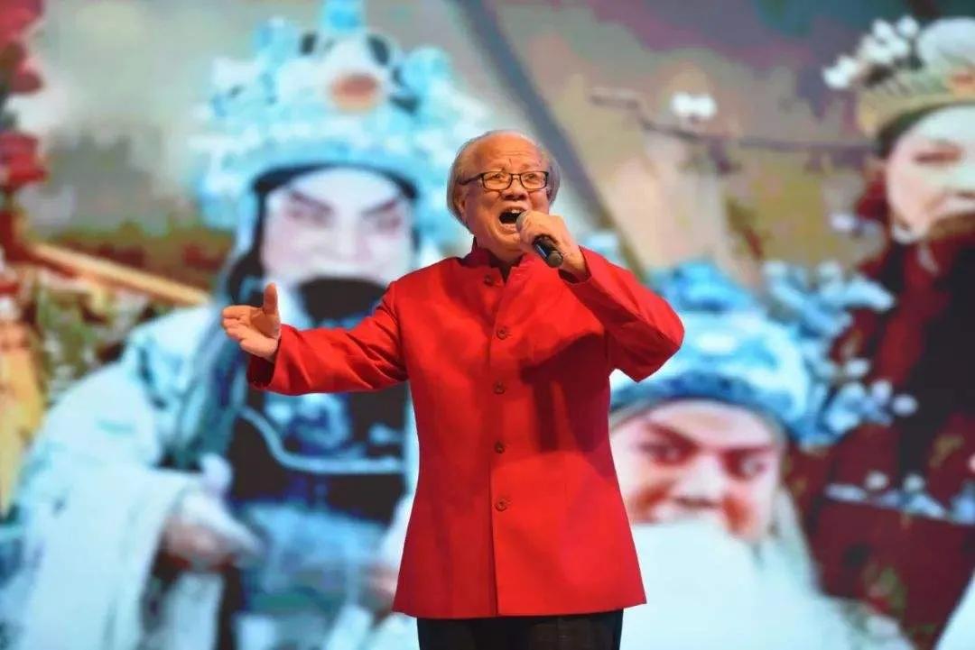 贾廷聚赵玉英剧中饰演邱夫人的是豫剧表演艺术家赵玉英,阎派艺术传人.