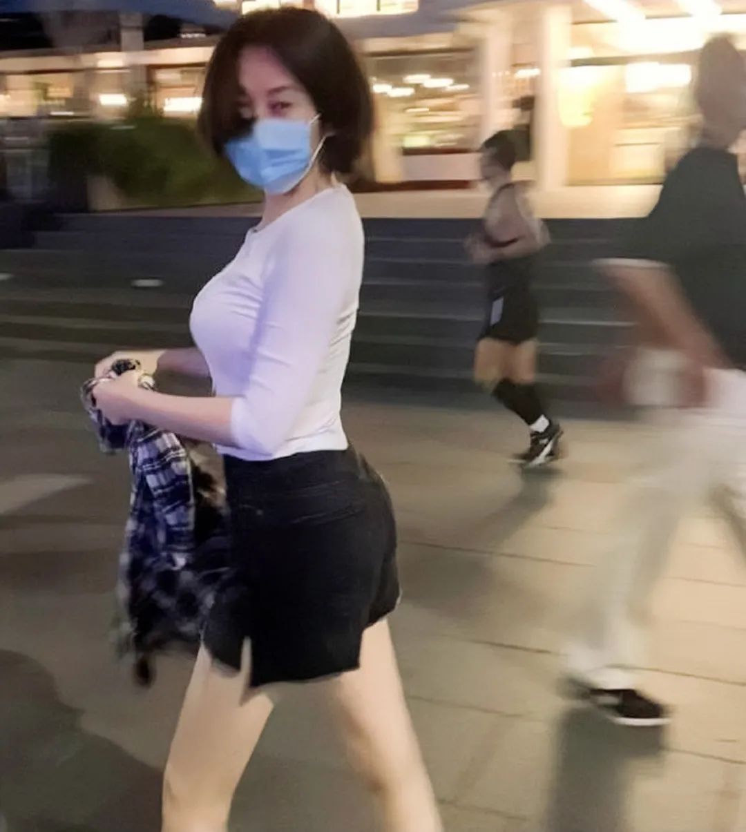 年过40还未嫁的10位女星：多人情史丰富，最小43岁最大者已达58岁