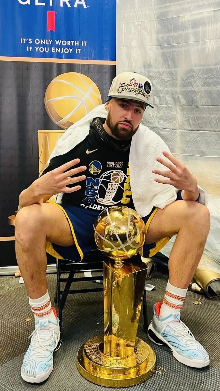 nba高清照片(「球星壁纸第91期」勇士总冠军,请拿走你偶像的壁纸)