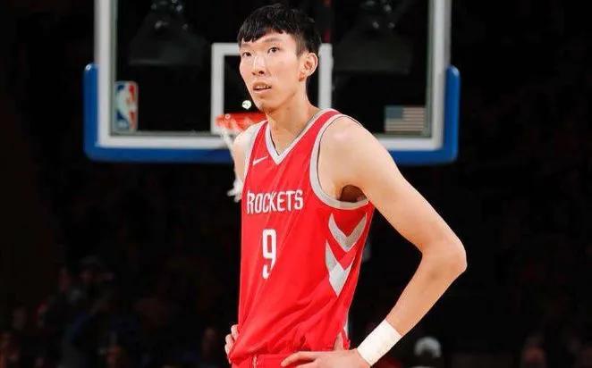 中国进过nba的有哪些(盘点正式登入NBA中国球员他们的表现)