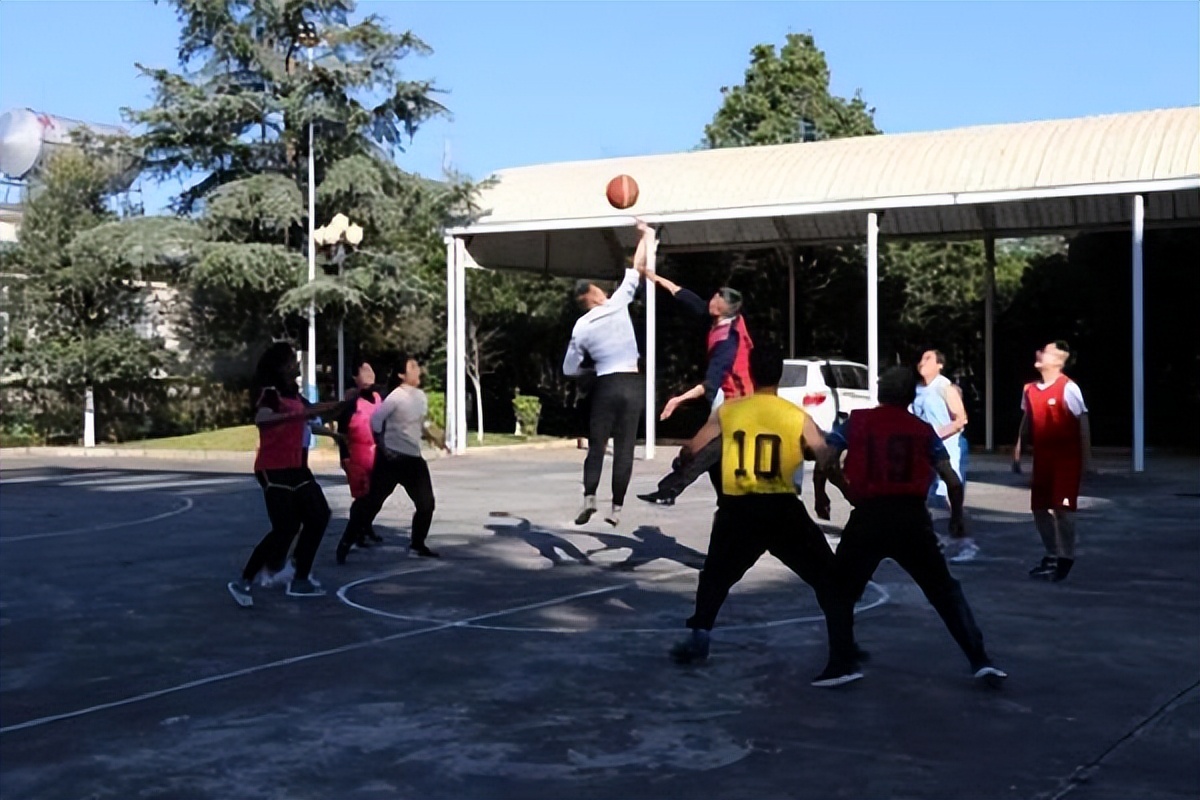 nba好玩的游戏有哪些（小游戏：趣味篮球赛的项目）