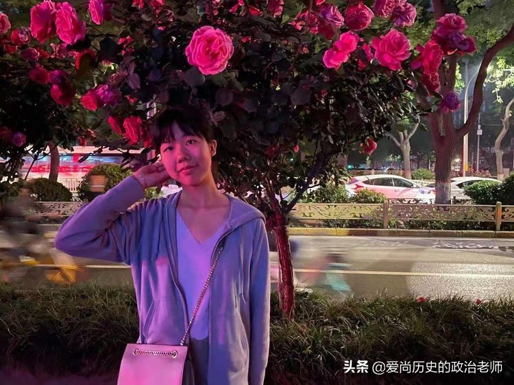 11位清华大学学霸来任市中学啦