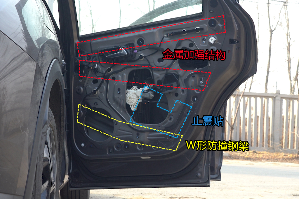 凡尔赛C5 X拆解汇总 复兴法系？一枕黄粱