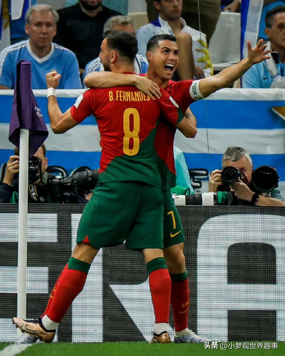 葡萄牙大胜乌拉圭，C罗赛后强调第一粒进球属于自己，B费也承认