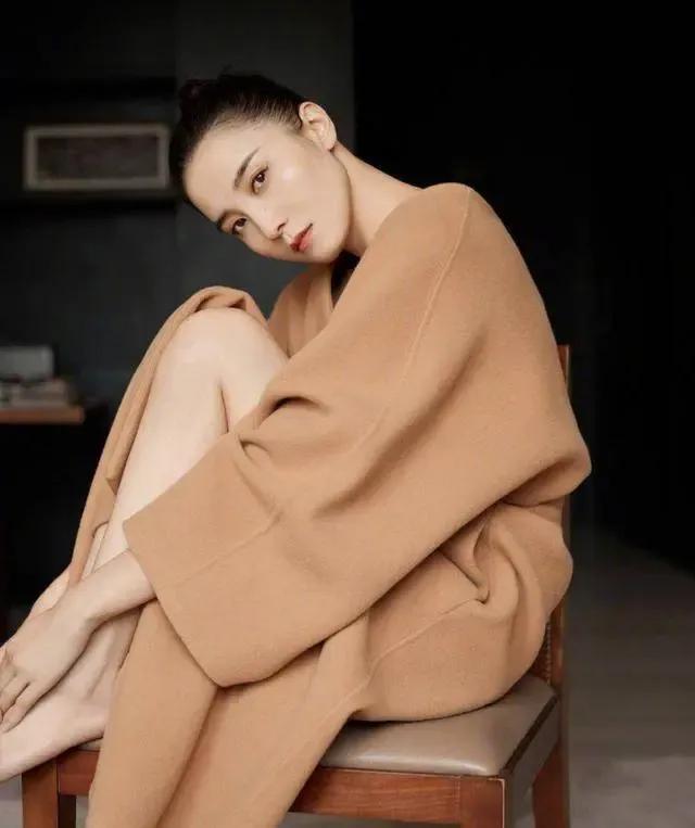 宋佳的最新靓照，张张都好看