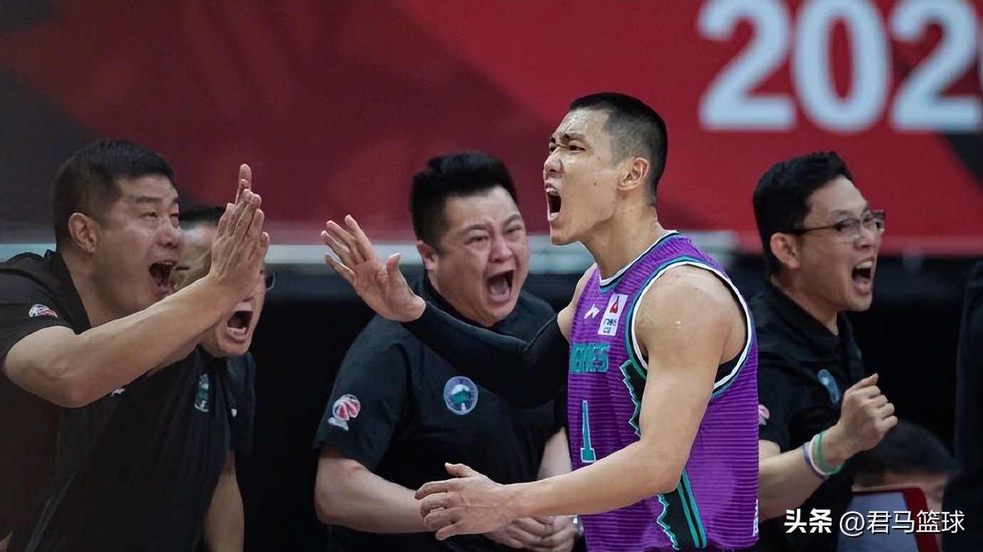 cba球員B類合同多少錢（壓哨轉會！高詩巖放棄60萬提前1年拿600萬大合同，郭艾倫羨慕不已）