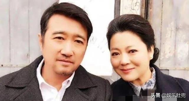 王茜华：为爱主动出击，两次换角，人到老年没能逃过一劫