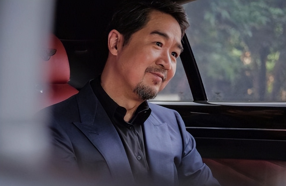 落魄时感恩妻子陪伴，辉煌时却说不是真爱，可笑的6位圈内大名人