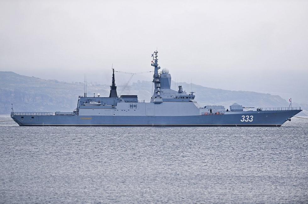 ������սѲ���ձ��������٣���̫ƽ�󽢶ӳ���������һ��ͷ������