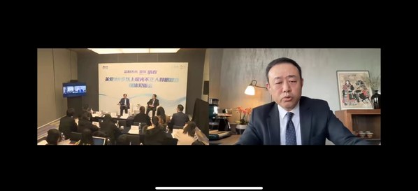 爱尔康携手中国屈光领域专家 助38岁以上屈光不正人群重返“睛春”