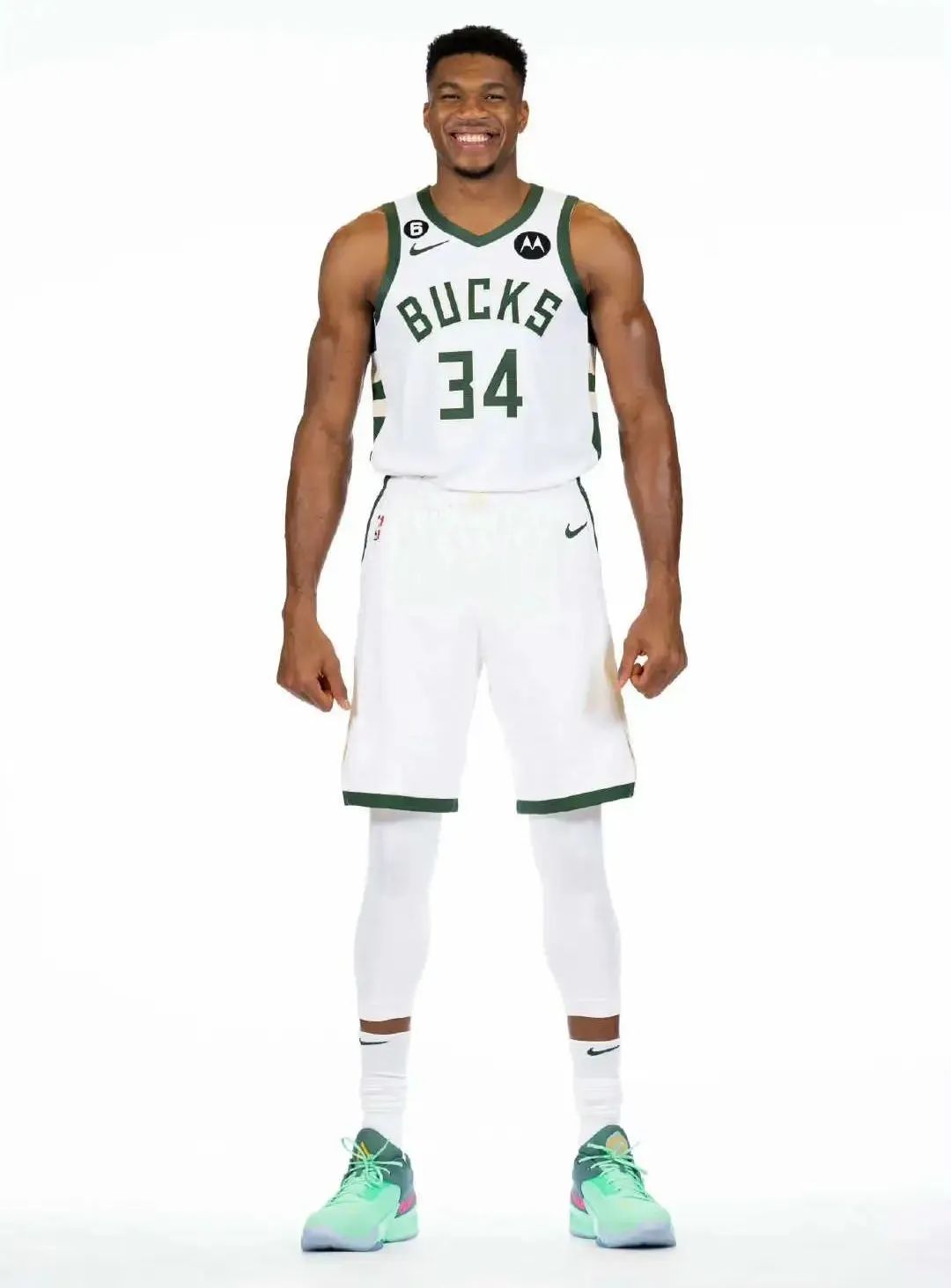 nba球鞋的牌子有哪些（NBA新赛季媒体日球鞋全盘点-眼花缭乱，惊喜不断）