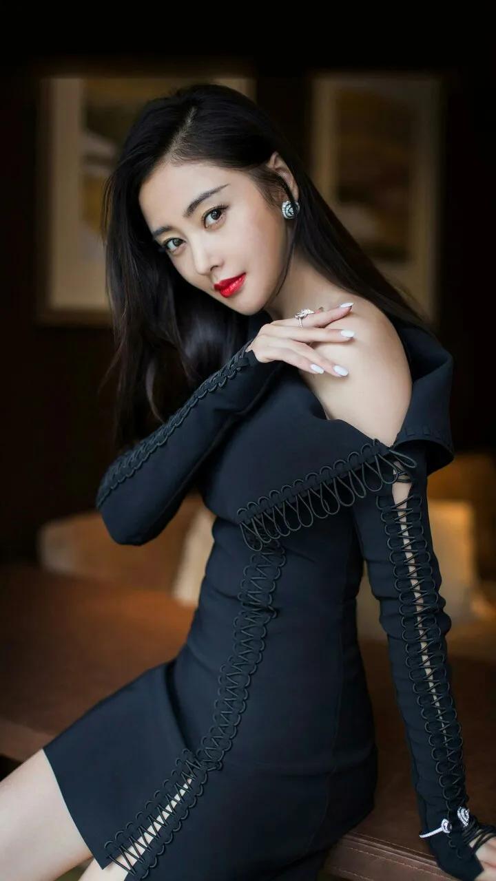 张天爱女神般的气质