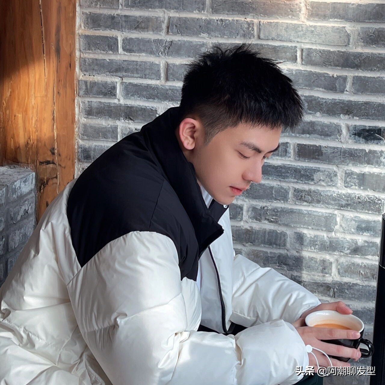 大学生发型男(大学生发型男图片大全 最流行)