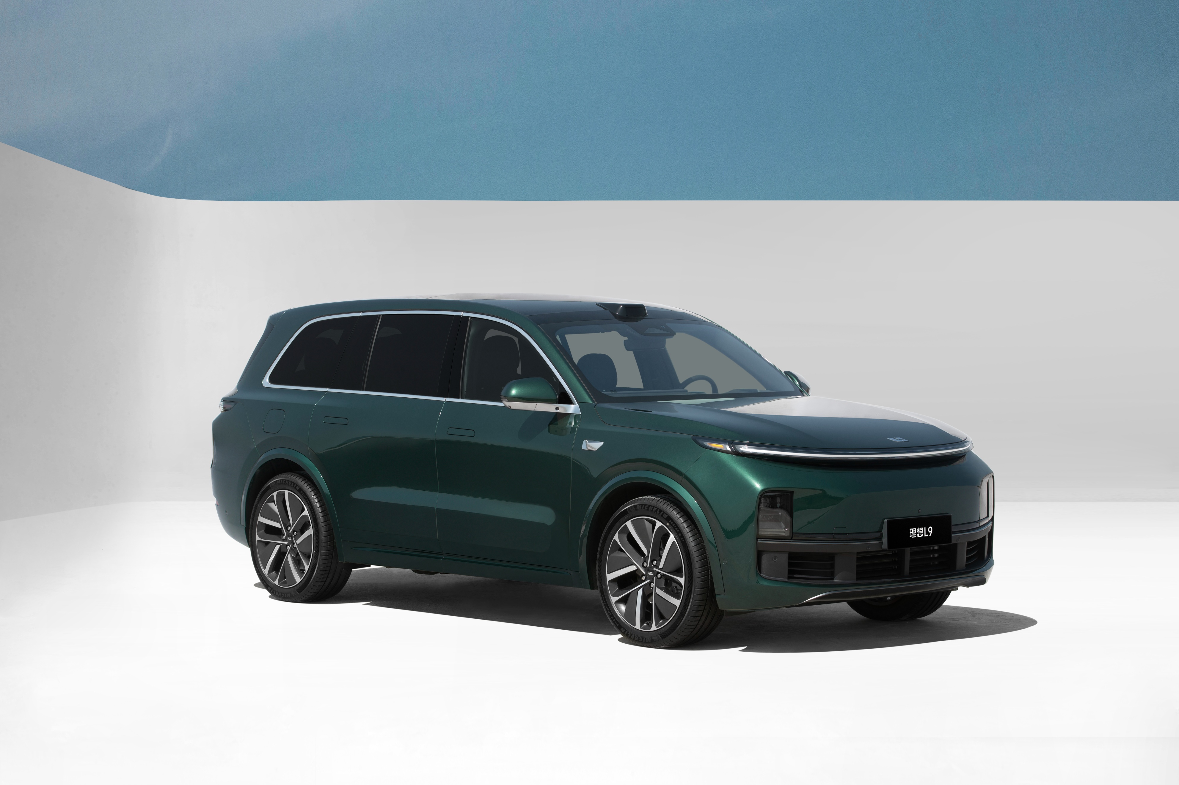 理想L9发布，象前充突破50000桩，新能源汽车一周要闻速览