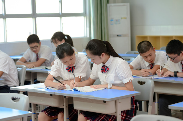 有钱就能进私立？一份重要文件下发，民办学校招生迎来“新变化”