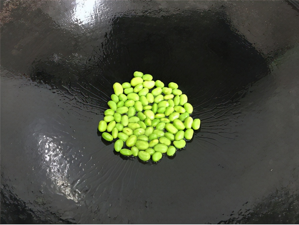 第一次这么吃牛蛙，肉质紧实鲜美，味道好极了
