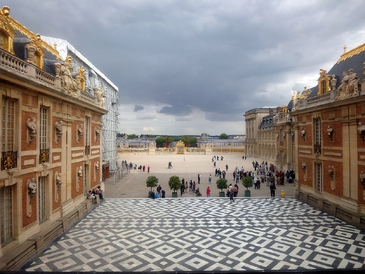 古代欧洲宫廷图片（欧洲第一宫殿 - 法国巴黎的凡尔赛宫）