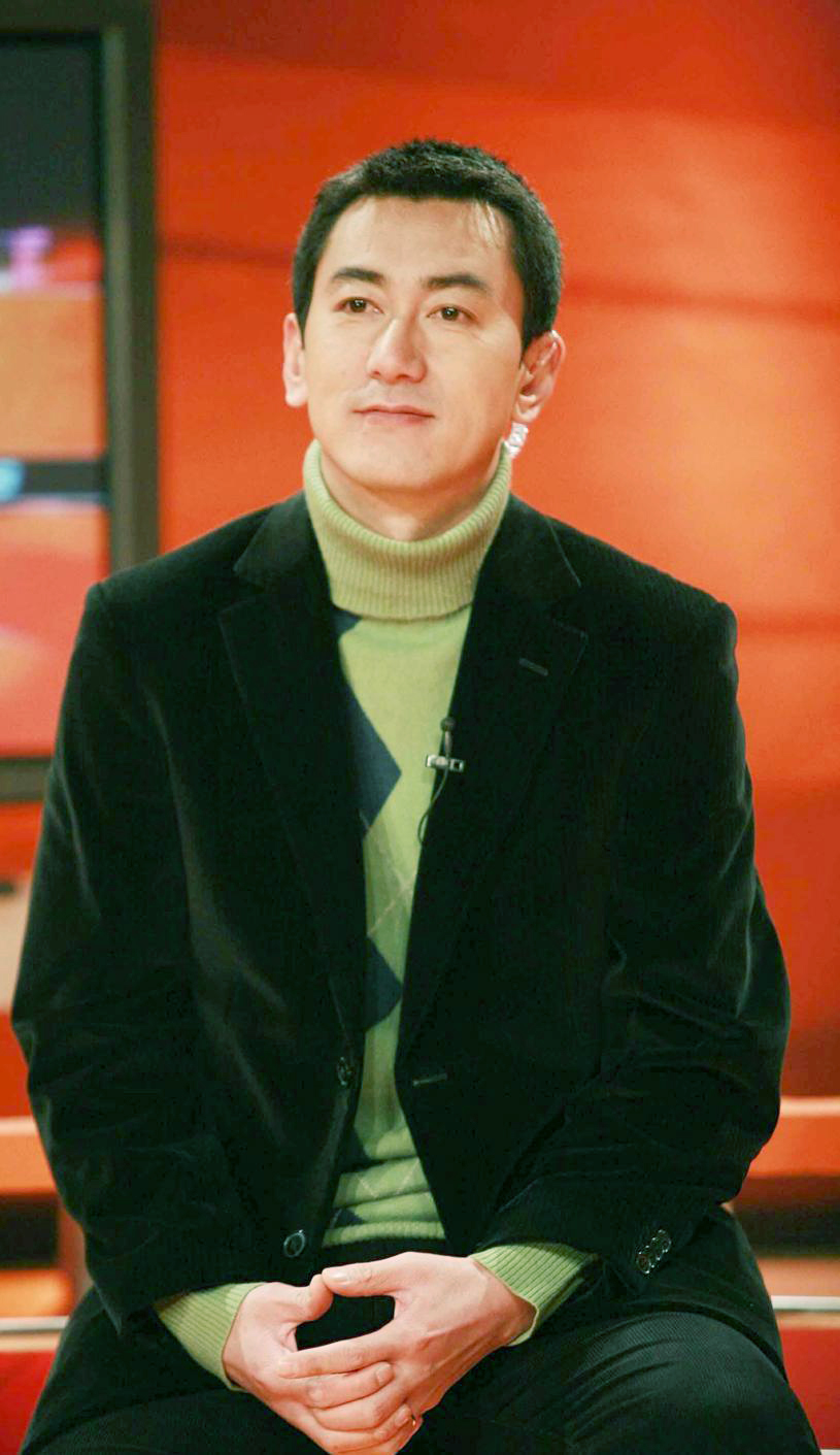 央视“名嘴夫妻”：鲁健与郑天亮分居的苦乐年华，风光背后有心酸