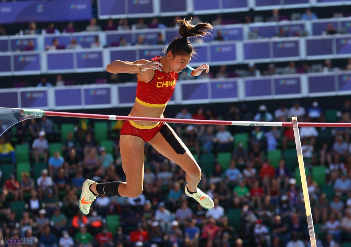 世錦賽李玲撐杆跳高獲第6名,女子百米弗雷澤破賽會紀錄奪冠