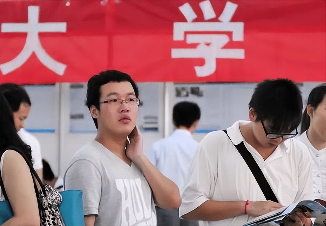 江苏这四所大学考生要小心，毕业证没有含金量，就业时不被认可