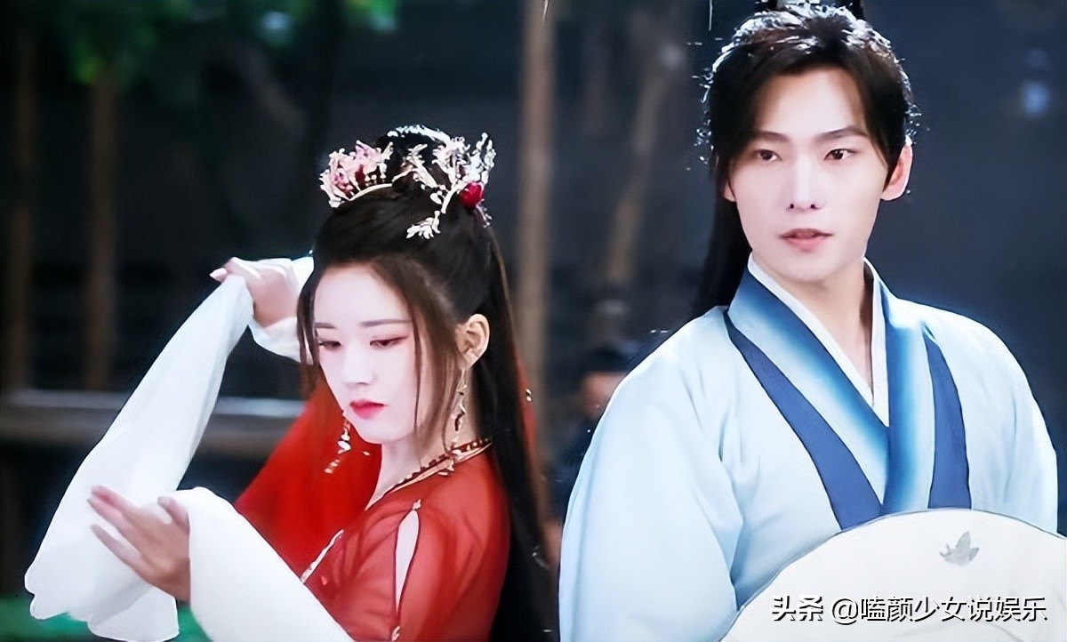 自恋遭打脸，这6位明星的迷惑行为，离谱的不止黄晓明的“明学”