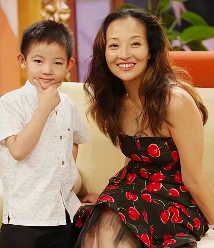 女星马羚称赞黄轩新剧，却遭质疑讨好正午阳光，愤怒发文回怼网友