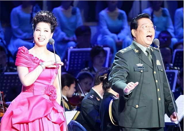 李双江大儿子 蒋英和李双江合影照片-百联百科