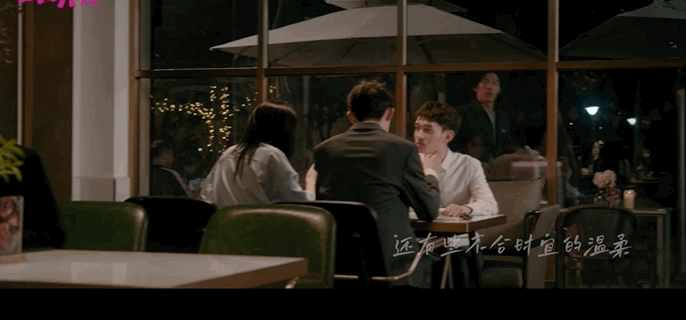 4.6分成“票房冠军”，剧情全靠旁白，只剩狗血金句，他凭什么？