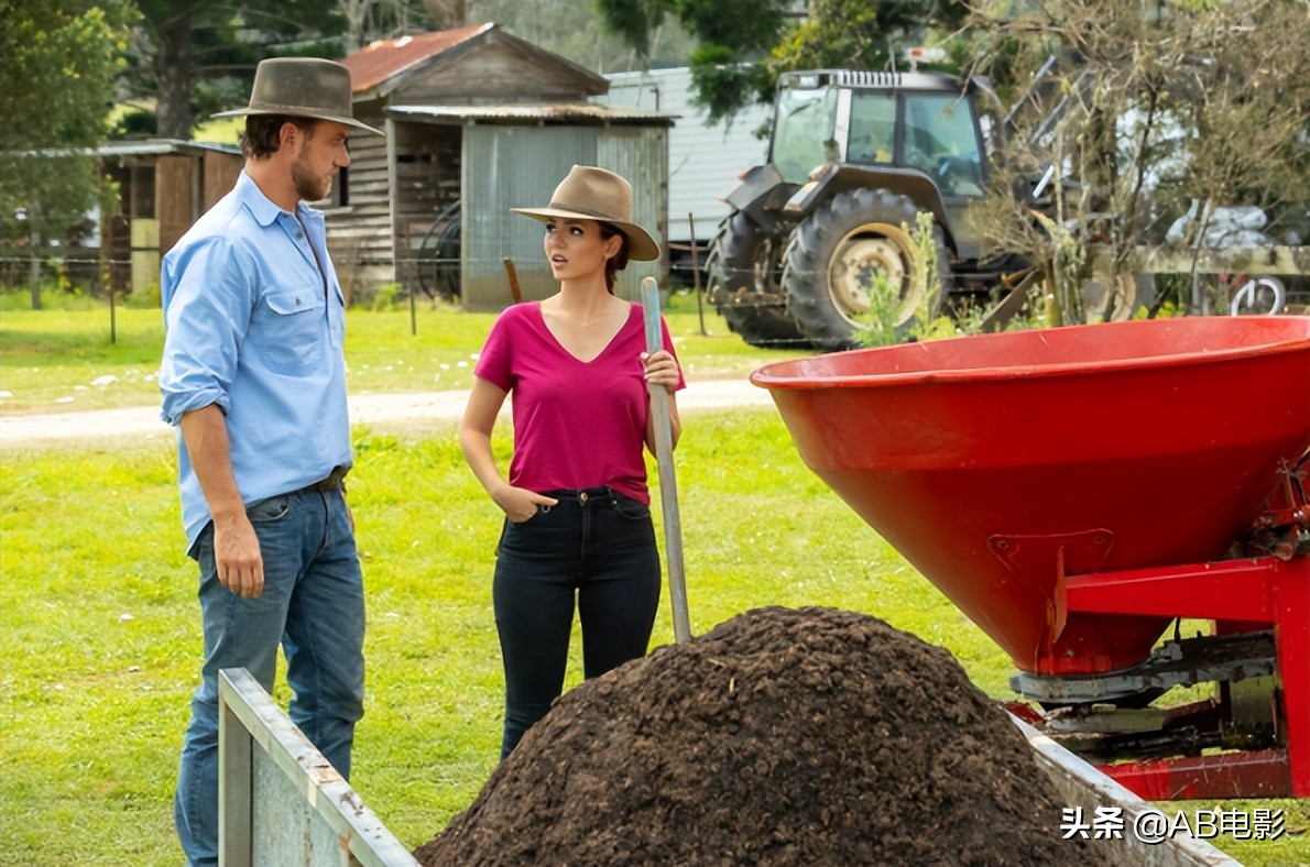 《完美搭配》：偶然的异国工作 促成一段佳缘