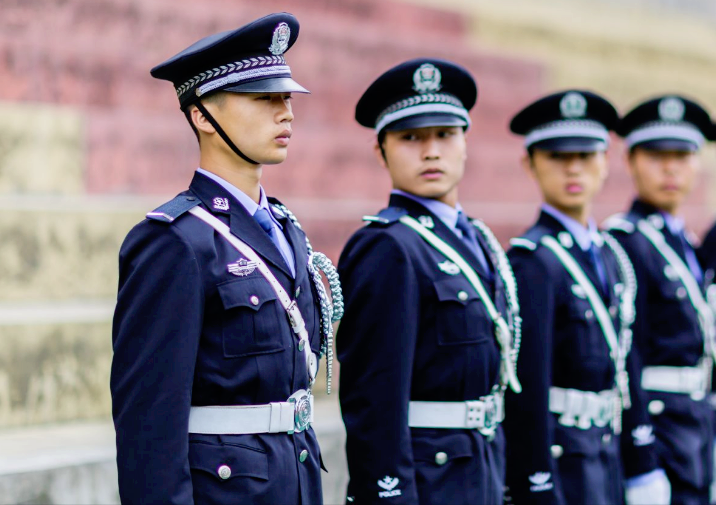 这所警校向初中生敞开大门，学满五年顺利毕业后，成功入警几率大