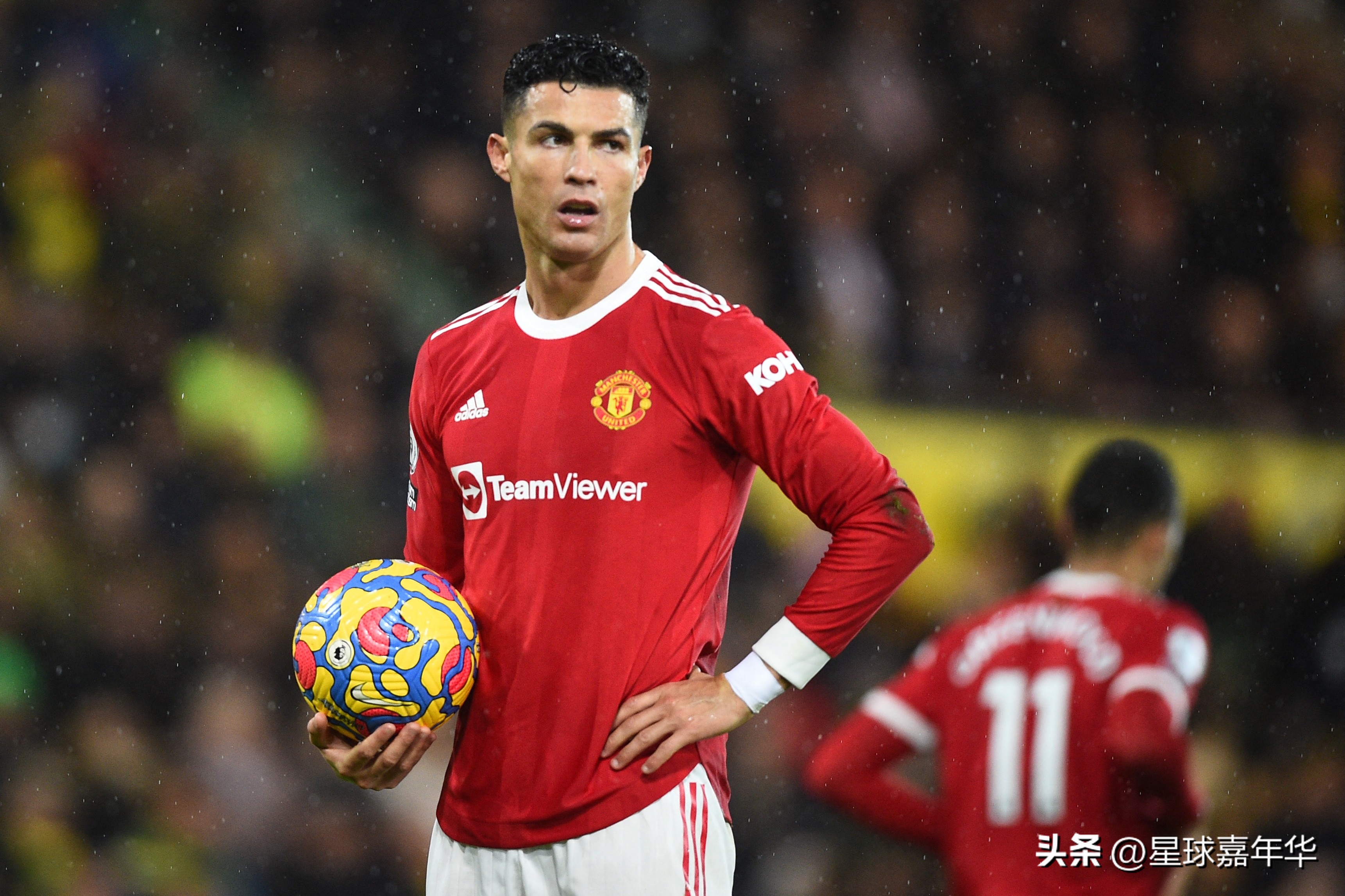 4:c罗(102球)去年回归曼联,c罗的英超进球数据得以继续刷新.