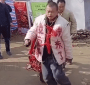 成天挖苦人，暴涨1.2亿粉丝！最没情商的网红，凭什么火过张同学